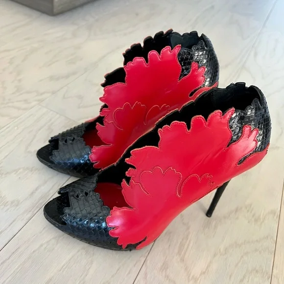 Alexander McQueen pumps 38 IT black and red - Picture 7 of 9